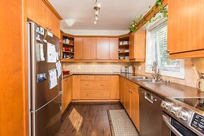 Applewood Suites - Sherway Gardens