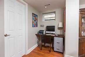 Applewood Suites - Sherway Gardens