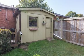 Applewood Suites - Sherway Gardens