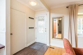 Applewood Suites - Sherway Gardens