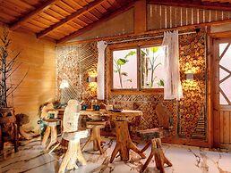 Chateau Eden El Rouh