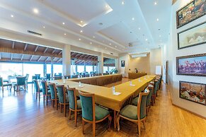 Chateau Eden El Rouh