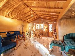 Chateau Eden El Rouh