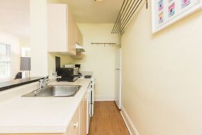 Applewood Suites - 2 BDRM Annex Loft