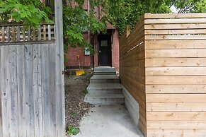 Applewood Suites - 2 BDRM Annex Loft