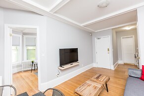 Applewood Suites - 2 BDRM Annex Loft