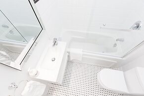 Applewood Suites - 2 BDRM Annex Loft