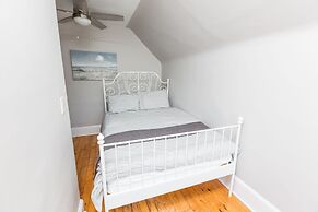 Applewood Suites - 2 BDRM Annex Loft