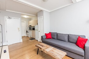 Applewood Suites - 2 BDRM Annex Loft