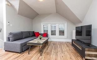 Applewood Suites - 2 BDRM Annex Loft