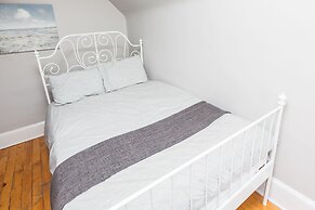 Applewood Suites - 2 BDRM Annex Loft