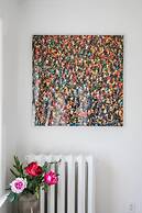 Applewood Suites - Bathurst & College