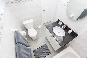 Applewood Suites - The CasaDupont