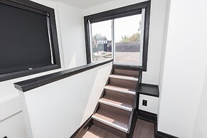 Applewood Suites - West Queen West Lofts