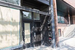 Applewood Suites - West Queen West Lofts