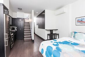 Applewood Suites - West Queen West Lofts