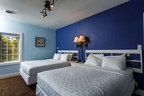 Julie's Park Cafe and Motel