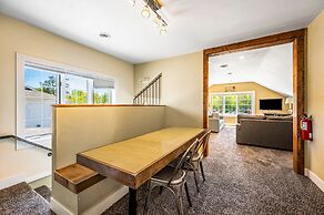 Julie's Park Cafe and Motel