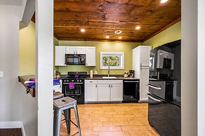 Julie's Park Cafe and Motel