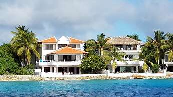 One Ocean Boutique Apartments & Suites Bonaire