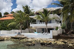 One Ocean Boutique Apartments & Suites Bonaire
