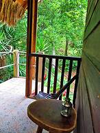 Martz Farm Treehouses & Cabanas