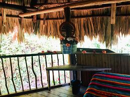 Martz Farm Treehouses & Cabanas