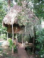Martz Farm Treehouses & Cabanas