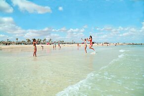 Welcome Meridiana Resort - Families and Couples Only