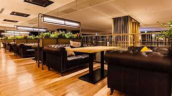 ART HOTEL Osaka Bay Tower