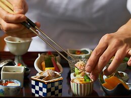 ART HOTEL Osaka Bay Tower