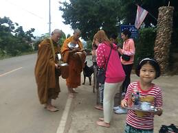 Baan 2 Dao Farmstay - Hostel