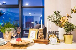 Summer Flower Apartment