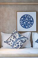 Summer Flower Apartment