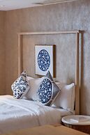 Summer Flower Apartment