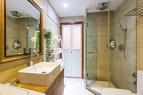 Summer Flower Apartment