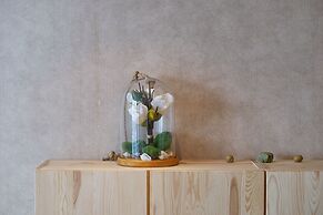 Summer Flower Apartment