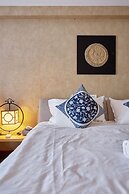 Summer Flower Apartment