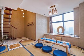 Summer Flower Apartment