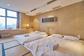 Summer Flower Apartment