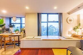 Summer Flower Apartment