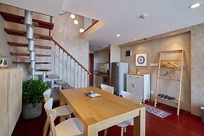 Summer Flower Apartment