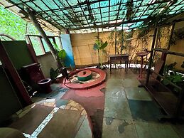 Khaama Kethna Wellbeing Retreat Centre