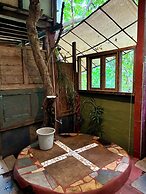 Khaama Kethna Wellbeing Retreat Centre