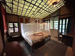 Khaama Kethna Wellbeing Retreat Centre