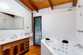 Wanggulay Treetops Cairns City