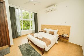 Shelter Beach Resort