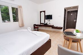 Shelter Beach Resort