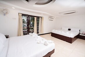 Shelter Beach Resort