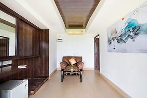 Shelter Beach Resort